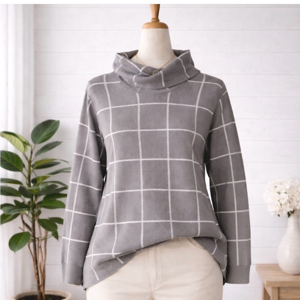 Calvin Klein Gray Grid Women's Turtleneck Sweater